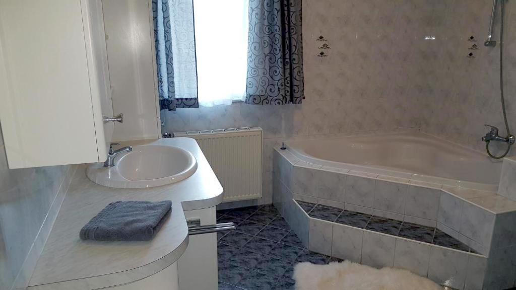 Ferienwohnung Kathrin Mariahof Екстер'єр фото